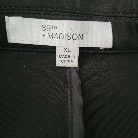 89th + Madison Black Blazer Zip  Pockets Slight Sheen and Stretch 3/4 Sleeve XL - Picture 3 of 6